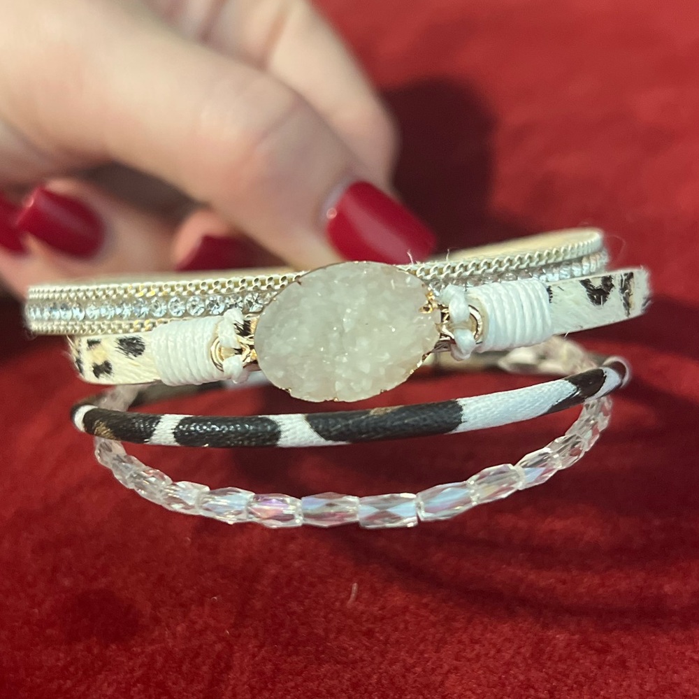 ✨STACK BRACELET✨ - Picture 5 of 6